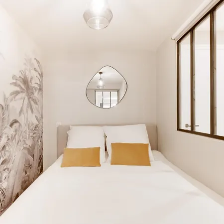 Explore Local Bakeries From A Boho Artist Loft * باريس