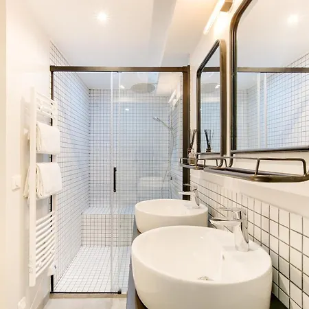 Explore Local Bakeries From A Boho Artist Loft شقة باريس