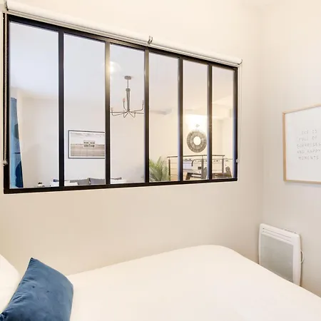 Explore Local Bakeries From A Boho Artist Loft * باريس