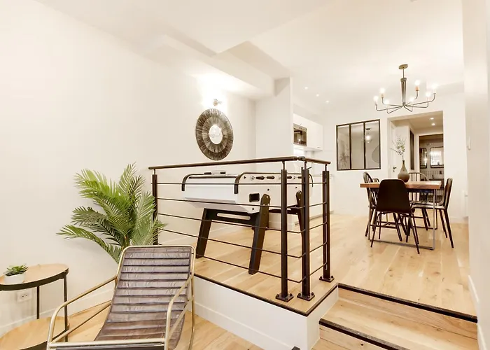 شقة Explore Local Bakeries From A Boho Artist Loft *